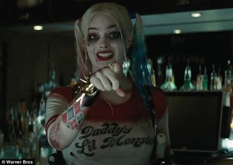 Suicide Squad: Sexy Margot Robbies 7 HOTTEST scenes of all。